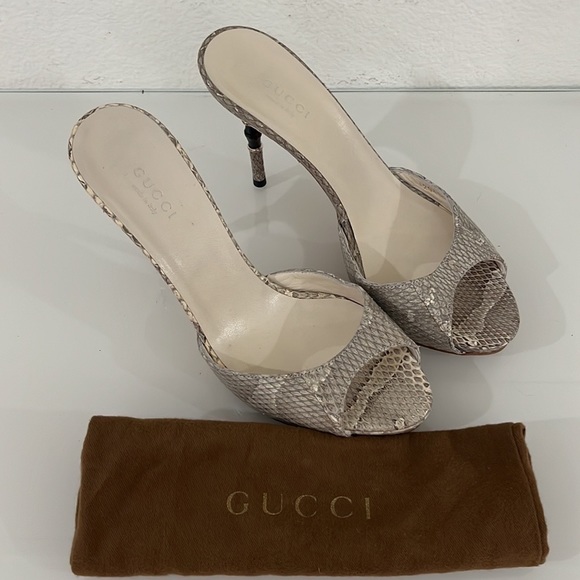 Gucci  Light Cream/Black Python Bamboo Heel Sandals Size 36 - Picture 8 of 10